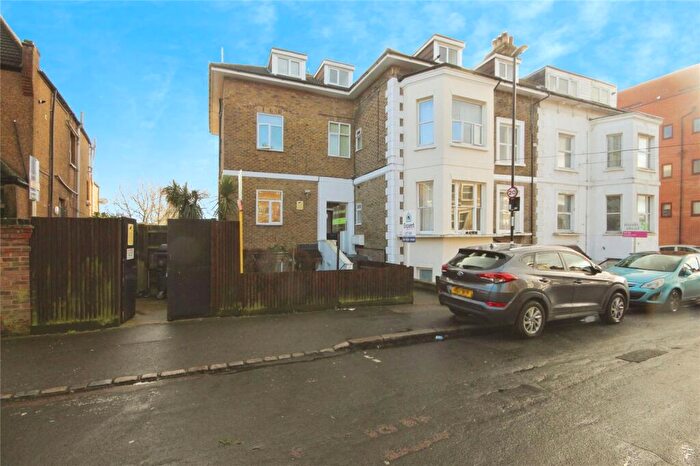 1 Bedroom Apartment To Rent In Eldon Park, London, SE25