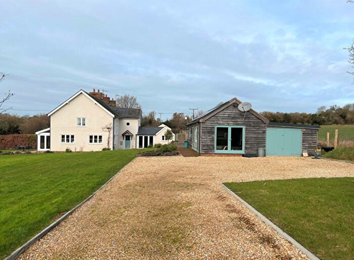 4 Bedroom Semi-Detached House To Rent In Abbotstone, Alresford, Hampshire, SO24