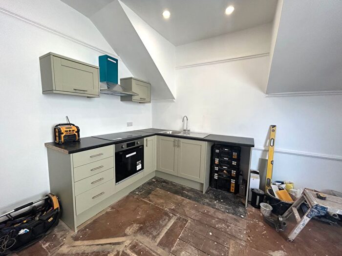 1 Bedroom Flat To Rent In Blackall Road, Exeter, EX4