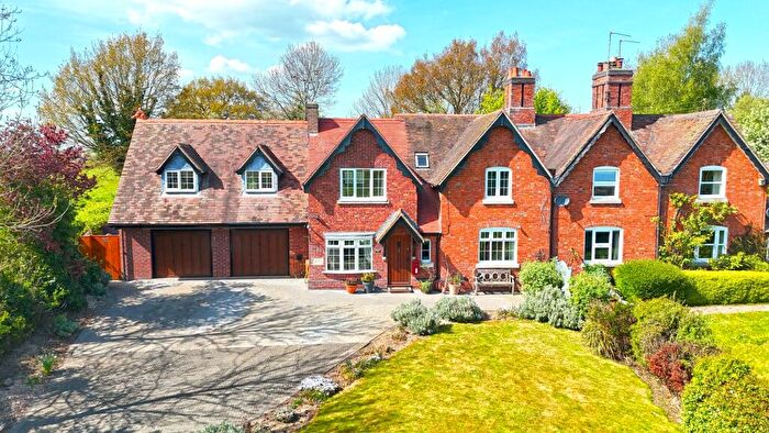 4 Bedroom Semi-Detached House For Sale In Bosworth Road, Theddingworth, LE17