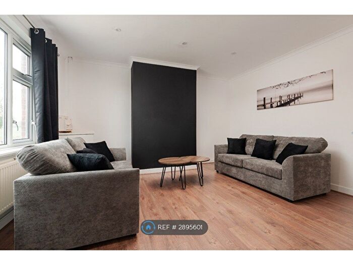 3 Bedroom Semi-Detached House To Rent In Macdonald Avenue, Bolton, BL4