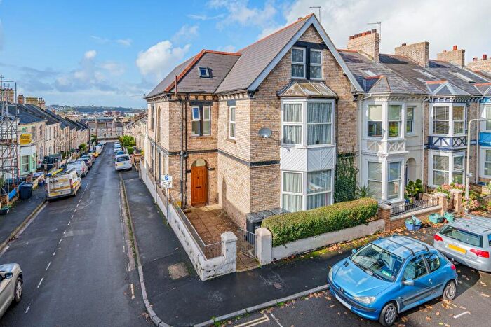 7 Bedroom End Of Terrace House For Sale In Hills View, Barnstaple, EX32