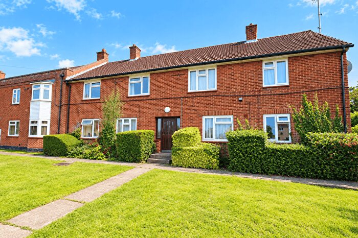 1 Bedroom Flat For Sale In Eastern Way, Letchworth Garden City, SG6