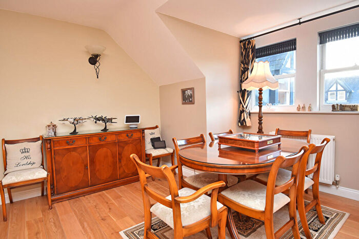 2 Bedroom Apartment For Sale In The Penthouse, Portland Crescent, Harrogate, HG1