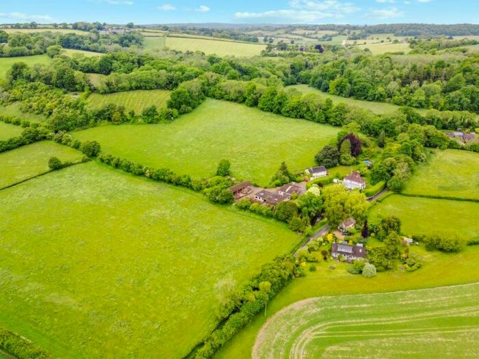 4 Bedroom Detached House For Sale In Stream House Drive, Selborne, Alton, GU34