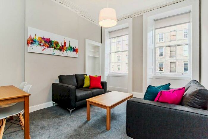 4 Bedroom Flat To Rent In Clerk Street, Newington, Edinburgh, EH8