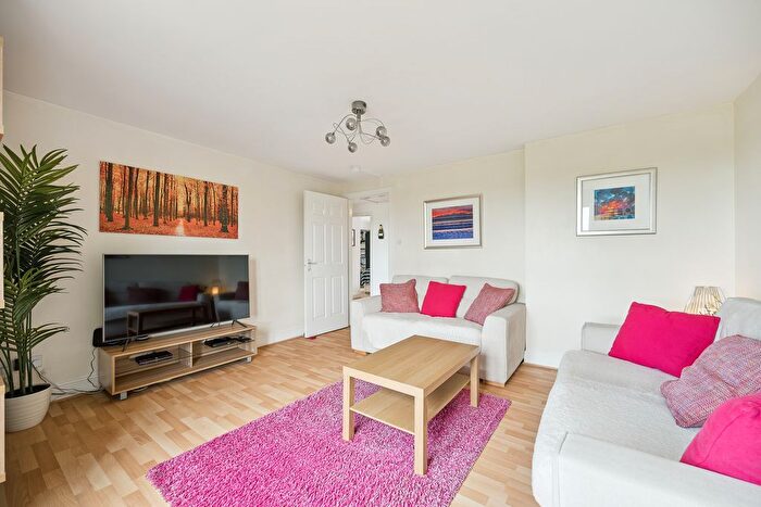 2 Bedroom Flat For Sale In Cypress Lane, Hamilton, Lanarkshire, ML3