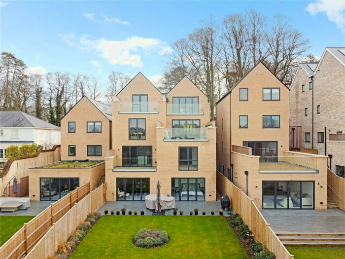 2 Bedroom Penthouse To Rent In Leckford Place, Chilbolton Avenue, Winchester, Hampshire, SO22