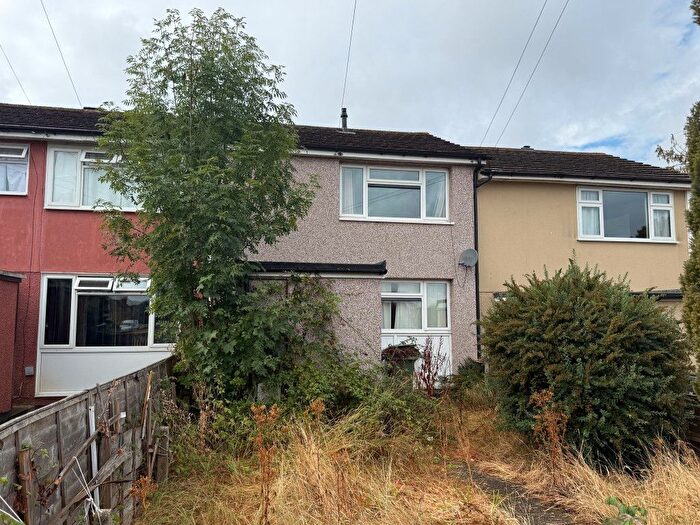 2 Bedroom Terraced House For Sale In Allan Close, Tunbridge Wells, Kent, TN4
