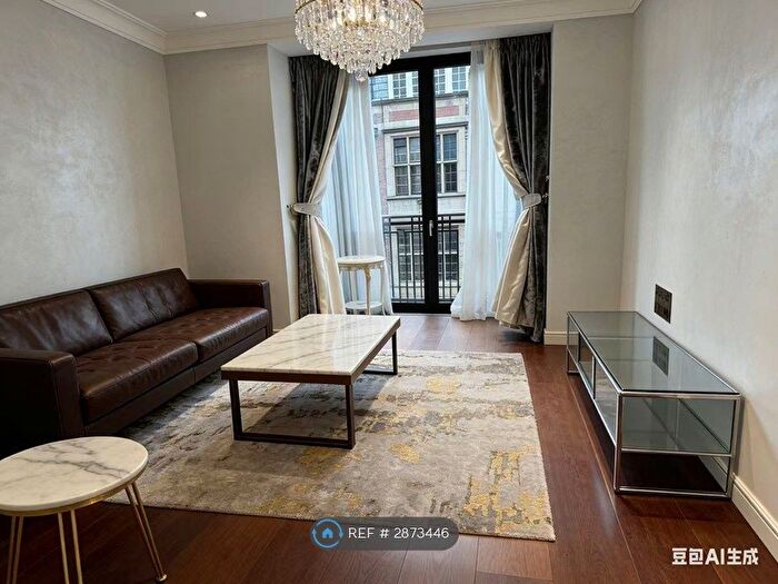 2 Bedroom Flat To Rent In Lincoin Square, London, WC2A