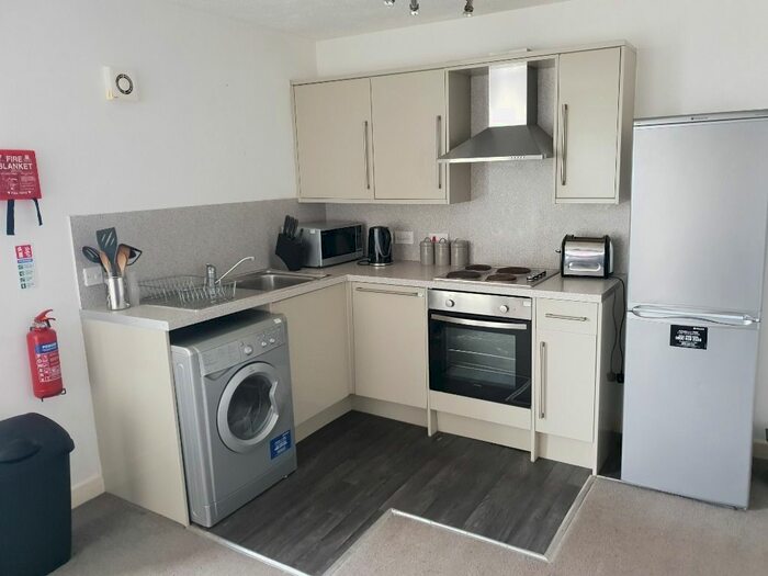 2 Bedroom Flat To Rent In Victoria Road, City Centre, Dundee, DD1