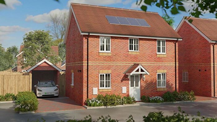 4 Bedroom Detached House For Sale In The Rookery, Whiteley, SO31