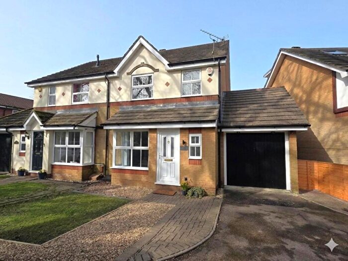 3 Bedroom Semi Detached House For Sale In Wells Close, Whiteley, PO15