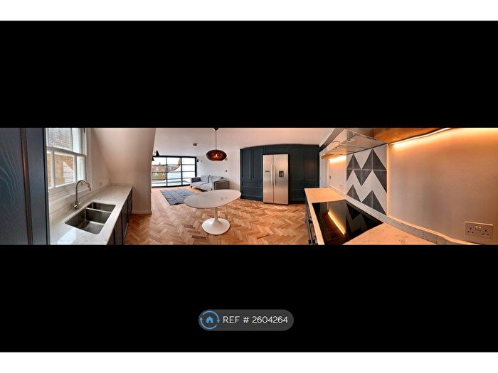 2 Bedroom Flat To Rent In Lordship Lane, London, SE22