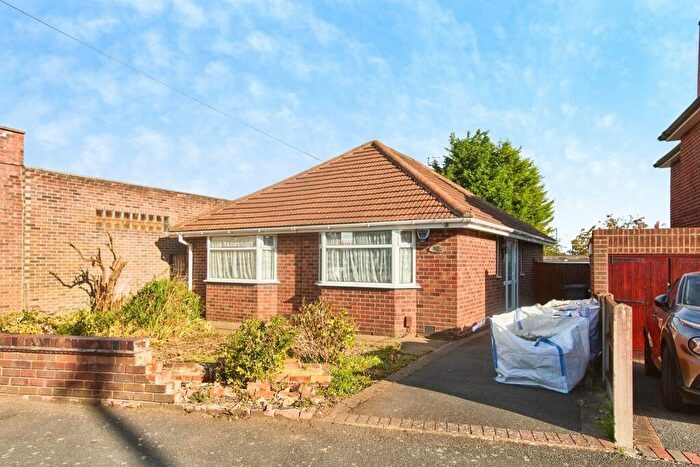 2 Bedroom Detached Bungalow For Sale In Laburnum Grove, Kingsway, Derby, DE22