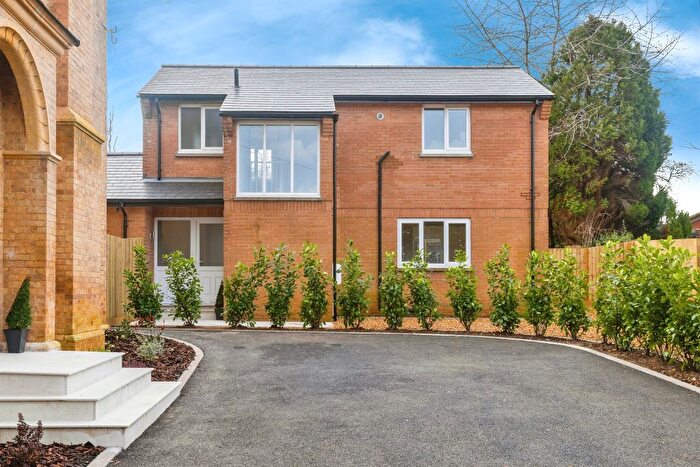 4 Bedroom Detached House For Sale In Wild Oak Lane, Trull, Taunton, TA3