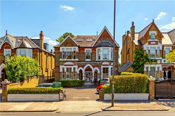 1 Bedroom Flat To Rent In Castelnau, Barnes, London, SW13