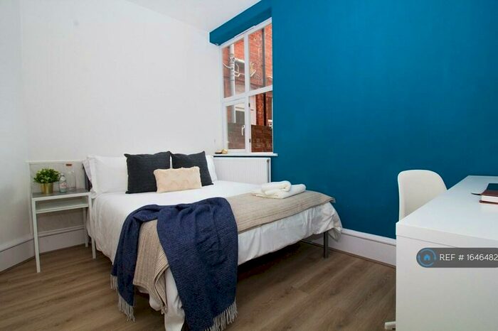 9 Bedroom Terraced House To Rent In Upper Redlands Road, Reading, RG1