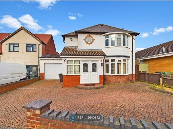 3 Bedroom Detached House To Rent In Newlands Drive, Birmingham, B62