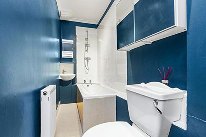 1 Bedroom Flat To Rent In Dean Street, Stockbridge, Edinburgh, EH4