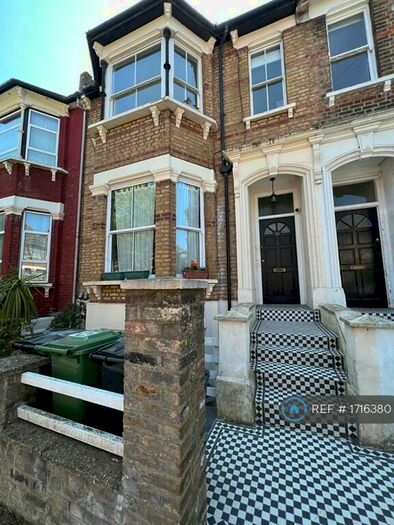 1 Bedroom Flat To Rent In Ickburgh Road, London, E5