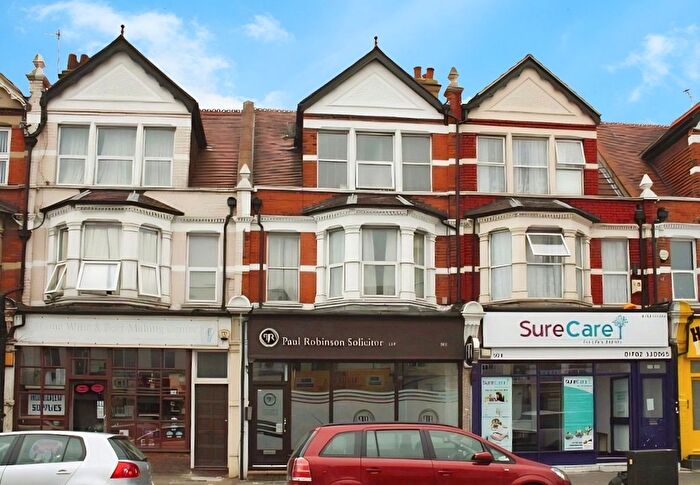 1 Bedroom Flat To Rent In London Road, Westcliff-On-Sea, SS0