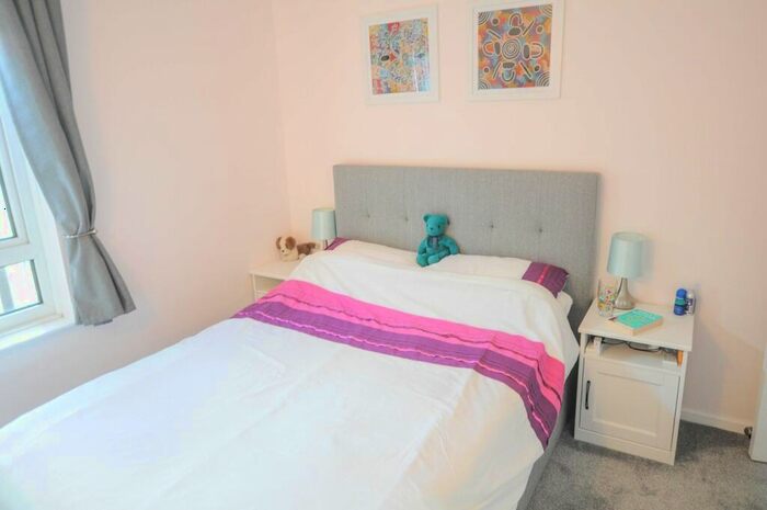 1 Bedroom Apartment For Sale In Allenview Road, Wimborne, BH21
