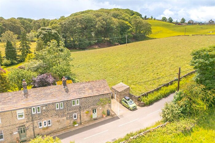 2 Bedroom Semi-Detached House For Sale In Fearnley Lane, Wooldale, Holmfirth, HD9