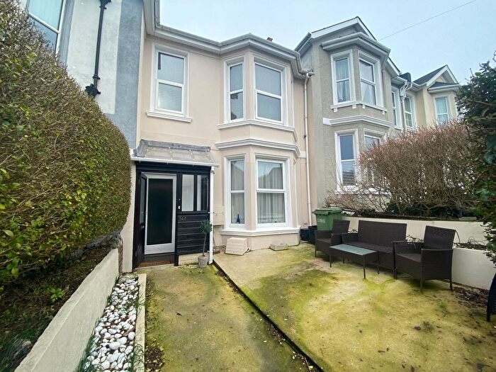 2 Bedroom Flat For Sale In Forest Road, Torquay, TQ1