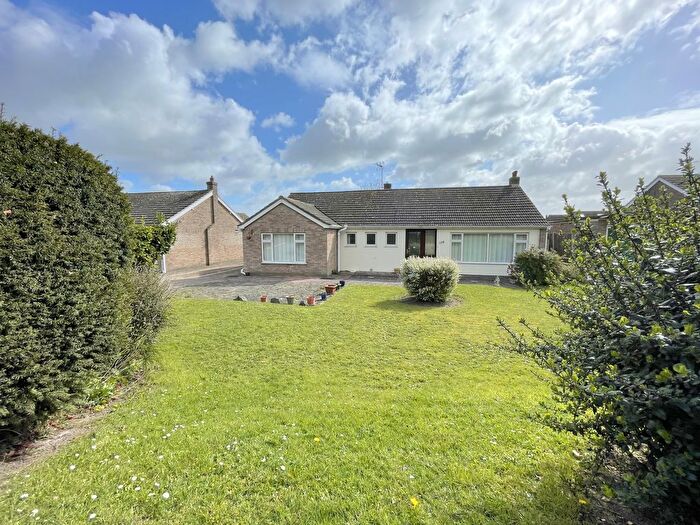 3 Bedroom Bungalow For Sale In Church Road, Brightlingsea, CO7