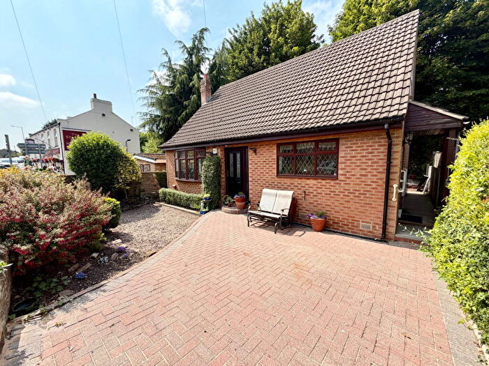 3 Bedroom Detached Bungalow For Sale In Ben Bank Road, Silkstone Common, S75