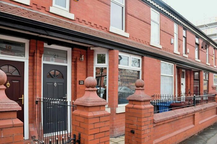 3 Bedroom Terraced House To Rent In Elmswood Avenue, Rusholme, M14