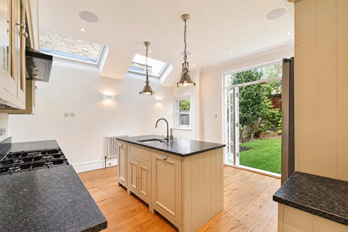 4 Bedroom Terraced House For Sale In Sutherland Gardens, East Sheen, SW14