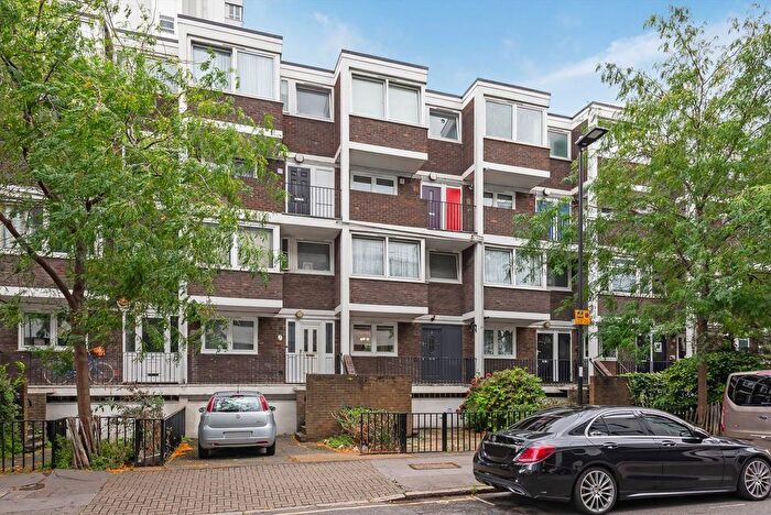 2 Bedroom Flat To Rent In Banner Street, Old Street, EC1Y