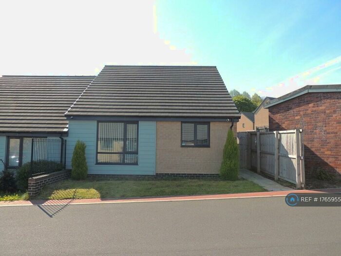 2 Bedroom Bungalow To Rent In Rocksand Drive, Edlington, Doncaster, DN12