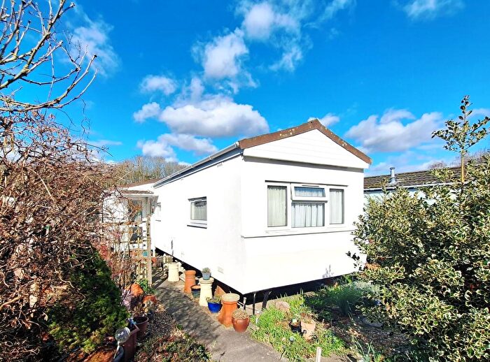 1 Bedroom Park Home For Sale In Allington Lane, West End, Southampton, SO30