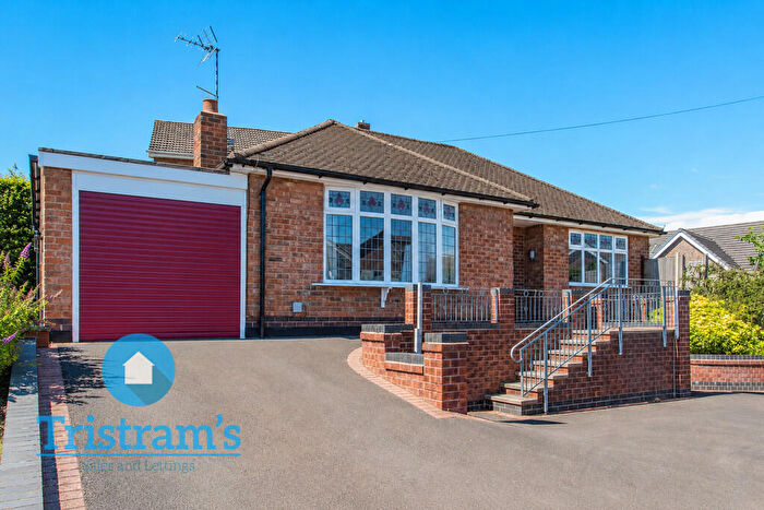 2 Bedroom Detached Bungalow For Sale In Rivergreen Crescent, Bramcote, NG9