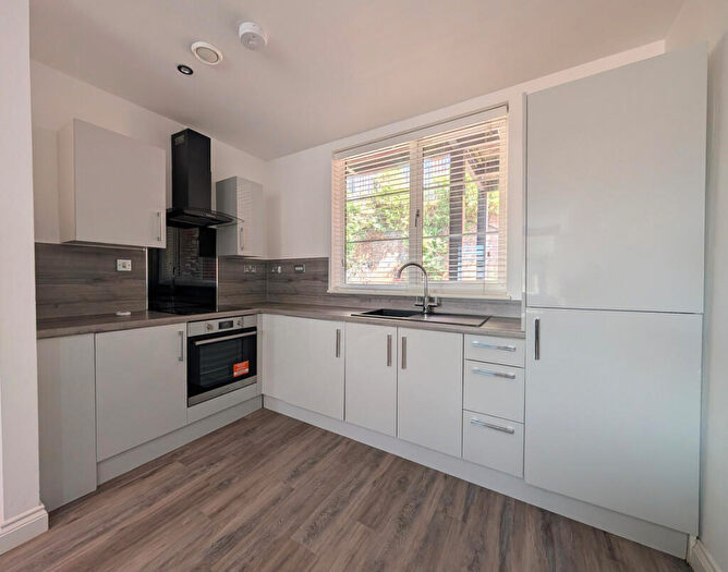 2 Bedroom Apartment To Rent In Mint Drive, Birmingham, B18