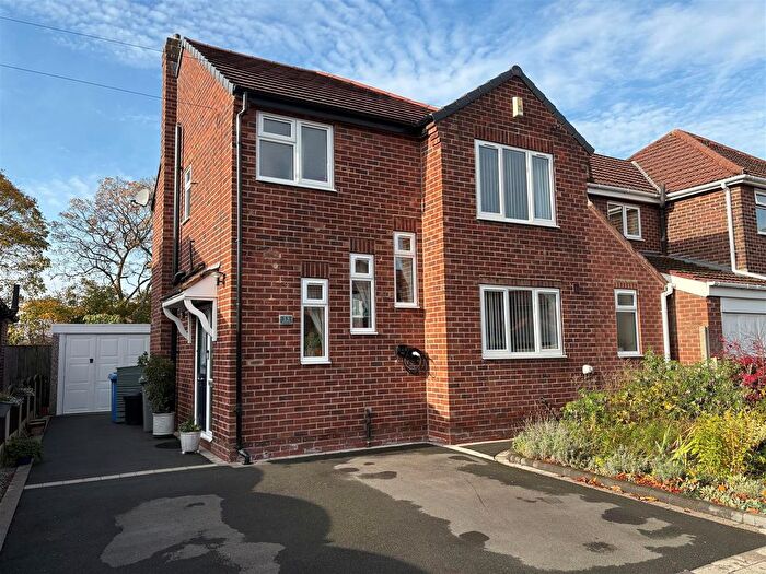 4 Bedroom Detached House For Sale In Arnesby Avenue, Sale, M33