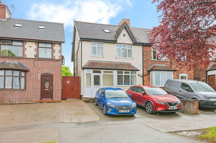 5 Bedroom Semi-Detached House For Sale In Spring Lane, Birmingham, B24