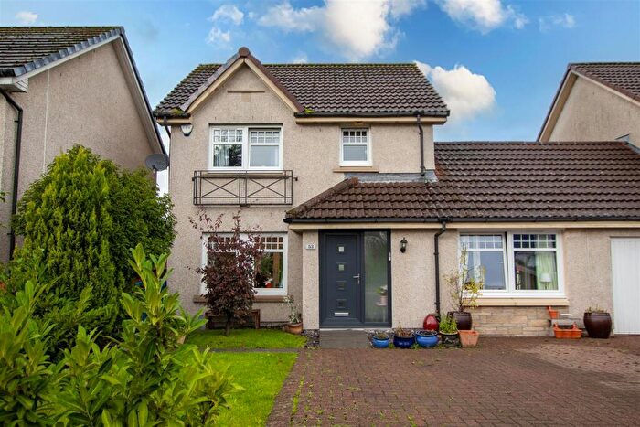 3 Bedroom House For Sale In Magnolia Drive, Cambuslang, G72