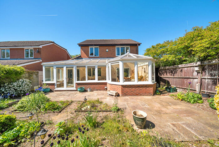 3 Bedroom Detached House For Sale In Sanger Drive, Send, Woking, GU23