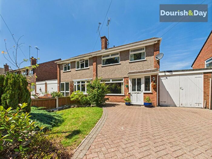 3 Bedroom Semi-Detached House For Sale In Selworthy Drive, Hillcroft Park, Stafford., ST17