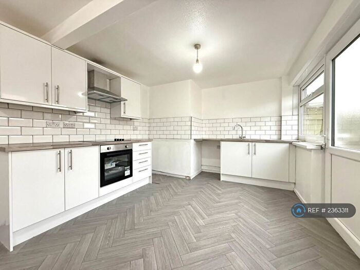 3 Bedroom Terraced House To Rent In Derwent Place, Newton Aycliffe, DL5