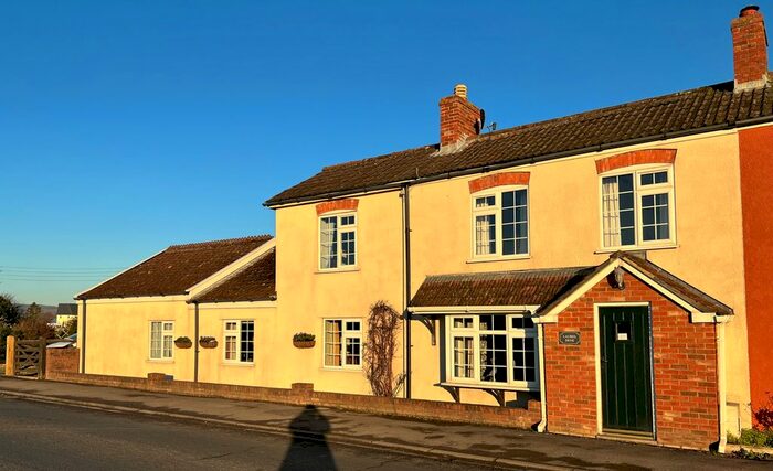 5 Bedroom Cottage For Sale In Laurel Dene Cottages, 2 Bridgwater Road, East Brent TA9