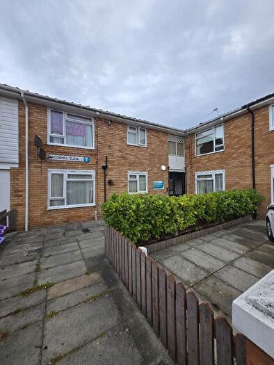 2 Bedroom Flat For Sale In Broomhill Close, Liverpool, Merseyside, L27