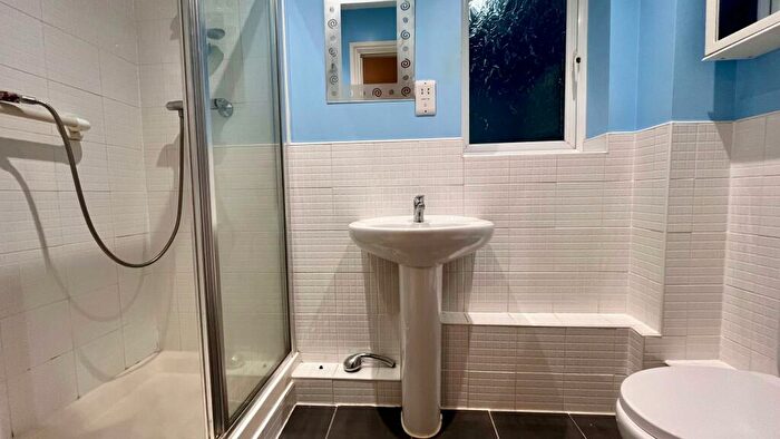 2 Bedroom Apartment To Rent In Oliver Close, Syston, Leicester, LE7