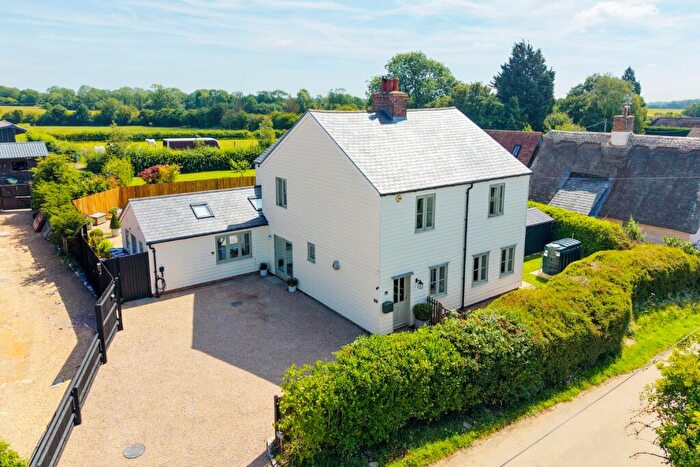 4 Bedroom Detached House For Sale In Redbrick Cottage, The Street, Kelshall., SG8