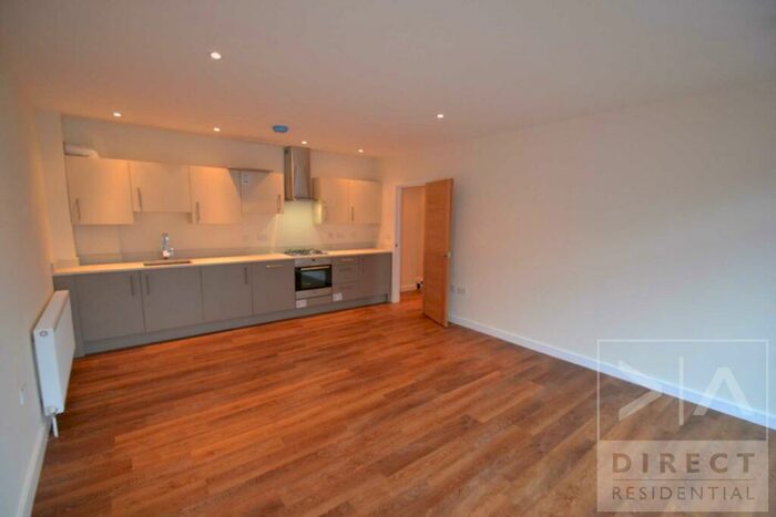 1 Bedroom Apartment To Rent In Upper High Street, Epsom, KT17