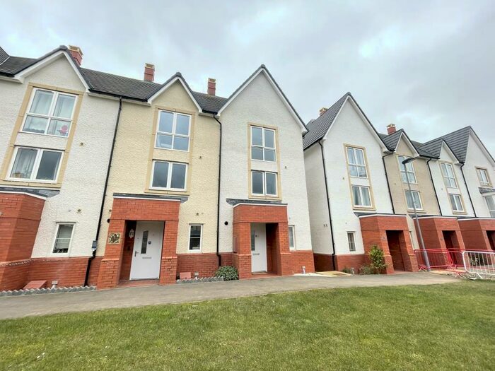 3 Bedroom Semi-Detached House To Rent In Greene Street, Tadpole Garden Village, SN25